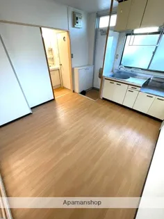 サンコーポ【1階】の居間