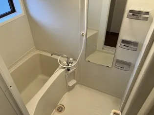 エスポアール日ノ出 B棟【2階】の風呂