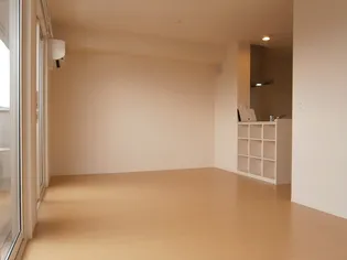 プランドール A棟【2階】の居間