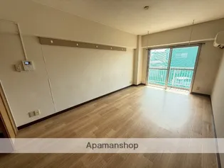 コーポレーション華【210号室】の内装