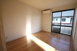 サンパテック【7-201号室】の居間