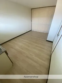 エクセレントハイツ【2階】の居間