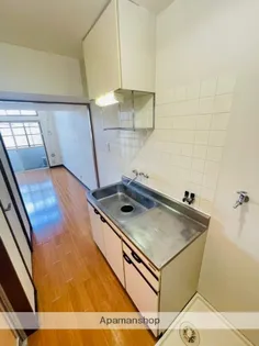 メイプルコート広原【110号室】の内装