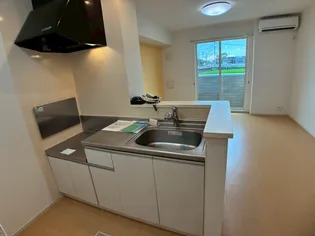 フェア ブリーズ【1階】のキッチン