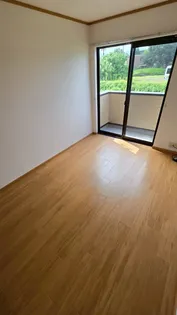 リオ・ラド・パティオ B【1階】の居間