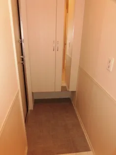 ヴェルデ カーサ【1階】の玄関