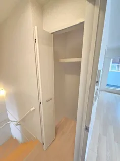 ポライトリー B【2階】の内装