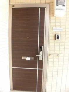 セジュールグレイス A棟【1階】の玄関