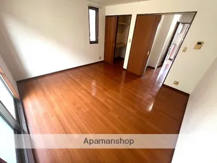 マ・メゾン【1階】の居間