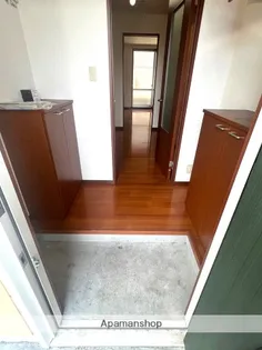 マ・メゾン【1階】の玄関