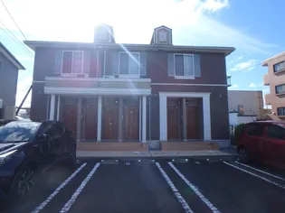 エンブレイス B【1階】の外観