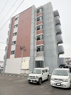 サン トール【2階】の外観