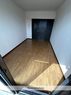 コスタ吉村【414号室】の居間