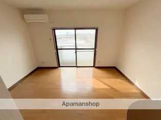 アルカディア霧島【105号室】の居間