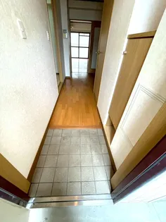 サンヴェール【202号室】の玄関