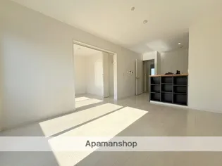 ラフティ【Ⅰ202号室】の居間