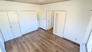 メモリーハウス【202号室】の居間