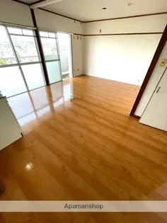 宮本アパート【502号室】の居間