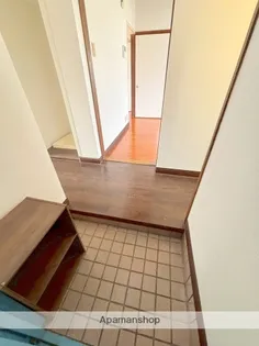 ジーピー12番館【110号室】の玄関