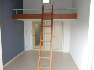 堀川アメニティ【401号室】の居間