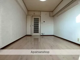 プチメゾン大淀【406号室】の居間