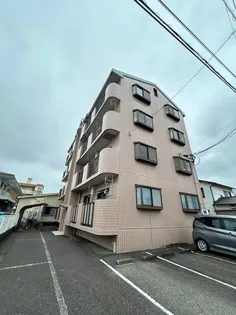 パレ・ドゥ大淀【3階】の外観