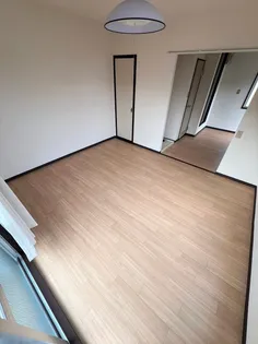 パインクレスト【1階】の内装