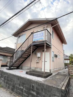 パインクレスト【1階】の外観