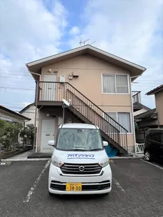 パインクレスト【1階】の外観