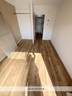 ライヴリー加納【303号室】の内装