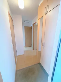 シナモンリッジ南Ⅱ【3階】の玄関