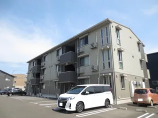 ラヴィーダ B棟【1階】の外観