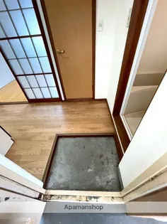 メゾンYD【3階】の玄関