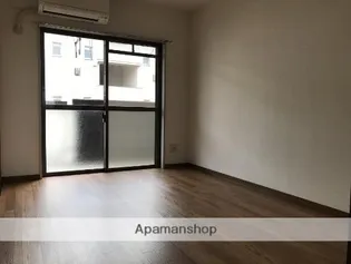 フレール花山手【203号室】の居間