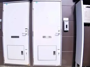 レオパレス火切塚【110号室】の玄関