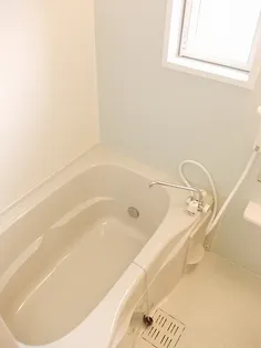 ティータウン レガーロ E【2階】の風呂