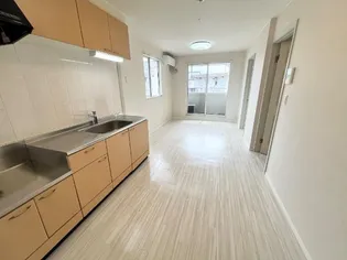 PURE RIVIERE【2階】の玄関