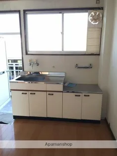 メゾンド・F【202号室】の居間