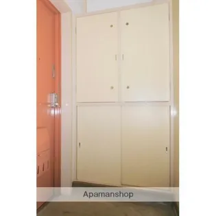 サン・コーポラス高岡【506号室】の玄関