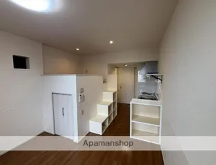 アンベール鶴島【202号室】の居間