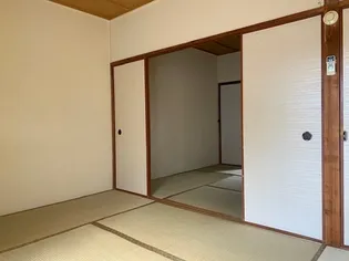 北川アパート【2階】の居間