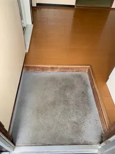 北川アパート【2階】の玄関