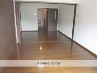 レジデンス学園B棟【106号室】の居間