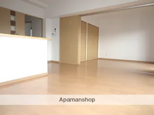 ASTERIA祇園【602号室】の居間