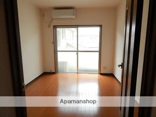 ベルヴィーユ恒久Ⅱ【310号室】の居間