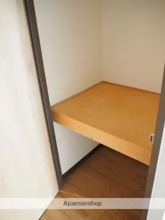 センチュリー丸島【203号室】の内装