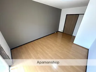 シェーンブルン【1階】の内装