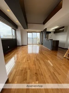 アルテマイスター中津瀬【602号室】の居間