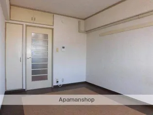 プチメゾン大淀【406号室】の居間