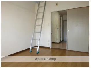 コーポラヴィアンローズ【209号室】の居間